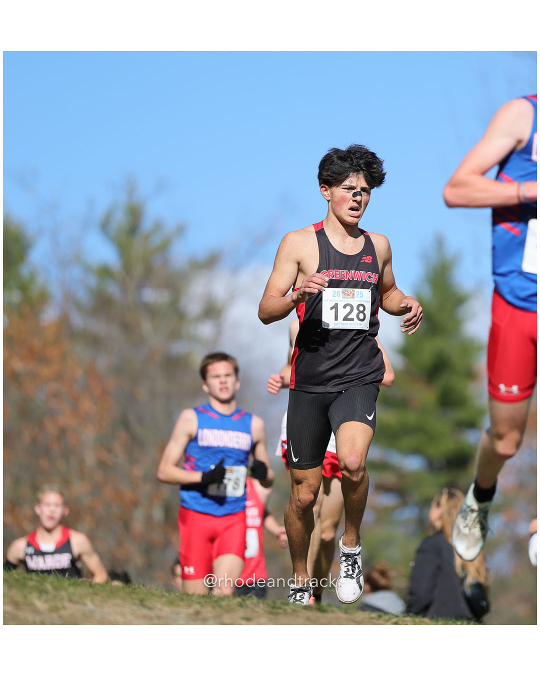 Ryan Newcomb, Greenwich High School, P66, 17:36.99 - New England Cross Country State Championship - Thetford Vt - November 8, 2025 File: ./dir-2-Boys-Championship/251108-2025-New England-Cross-Country-Championships-Thetford-VT-465-296A8110.jpg Ryan Newcomb, Greenwich High School, P66, 17:36.99 - New England Cross Country State Championship - Thetford Vt - November 8, 2025 – 2025 N…